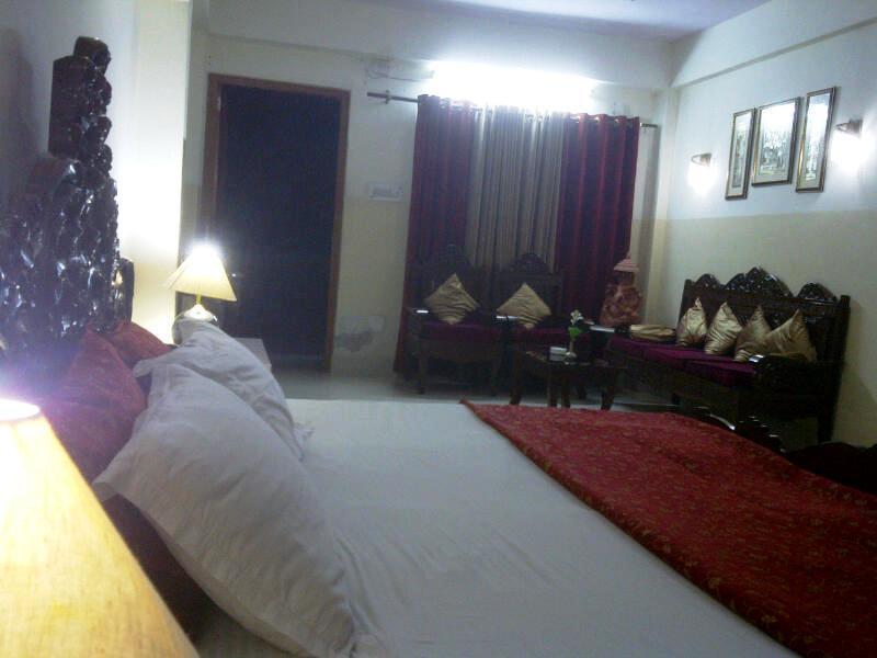 Aravali Clarks Inn 알와르 객실 사진